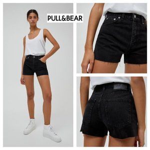 NWT PULL&BEAR Black Denim Jean Shorts Raw Hemline High Rise 30" Waist